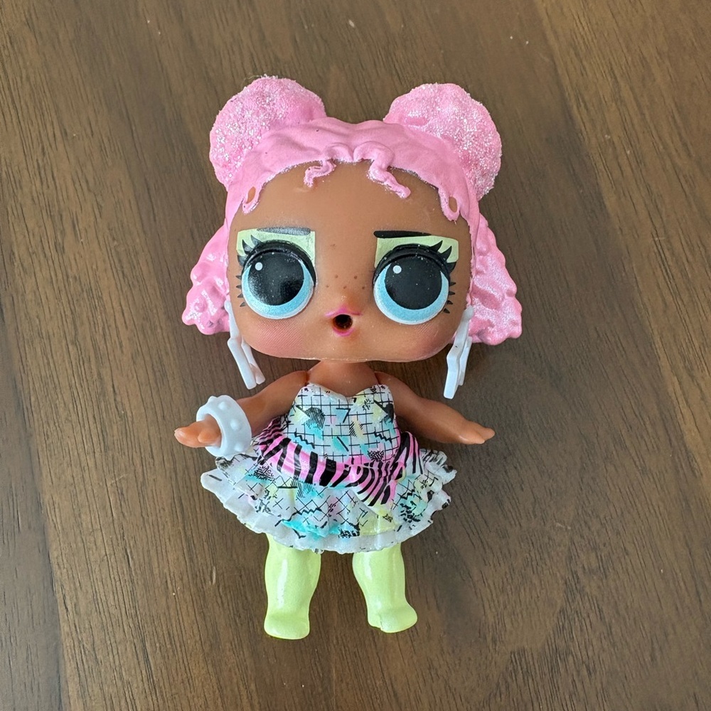 L.O.L. Surprise! Queens Series Totally Queen Tot Doll